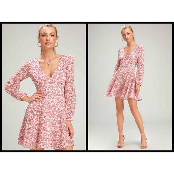 💕BB DAKOTA💕 Floral Chiffon Dress 4 NWT - Picture 1 of 8